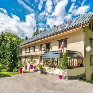 Le Moulin Des Olirics Chalet