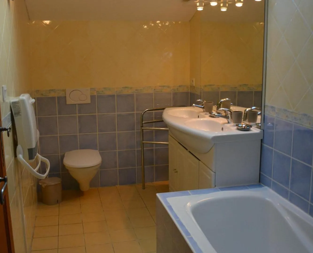Domaine De Chadeyron Hotel Lagorce  Campsite Lagorce (Ardeche)