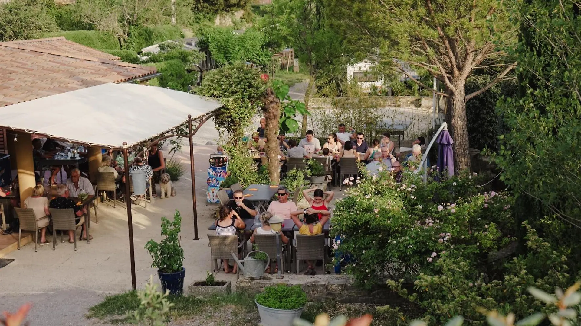 Campsite Domaine De Chadeyron Hotel Lagorce